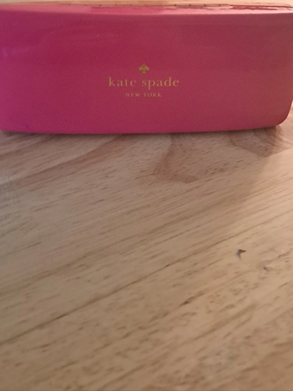 kate spade Hot Pink Hard Sunglasses/Eyeglass Case with Gold Logo